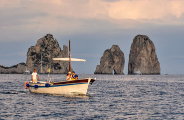 Romantic proposal by Gianni's Boat